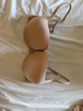 SKIMS Ultimate Balconette Bra